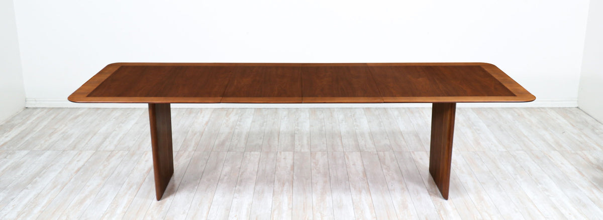 T.H. Robsjohn-Gibbings Model-4800 Expanding Dining Table for Widdicomb