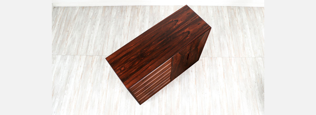 Mid-Century Modern Brazilian Rosewood Bachelor Chest of Drawers 