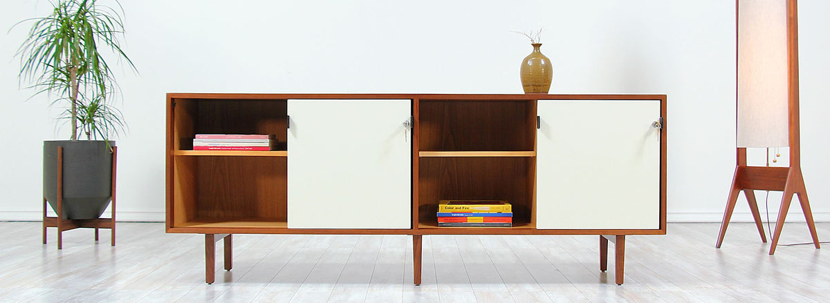 Mid-Century Modern Two-Tone Lacquer Credenza by Florence Knoll