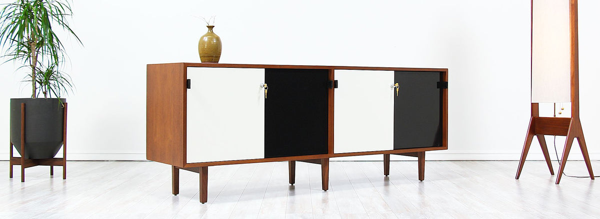 Mid-Century Modern Two-Tone Lacquer Credenza by Florence Knoll