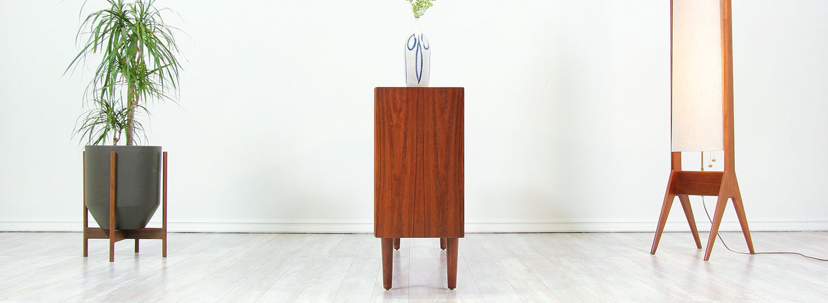Danish Modern Rosewood & Glass Bookcase by H.P. Hansen 2