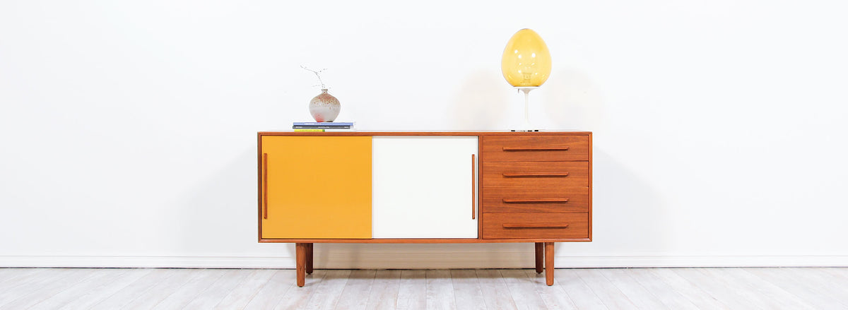 Bill Curry `Stemlite` Table Lamp for Design Line
