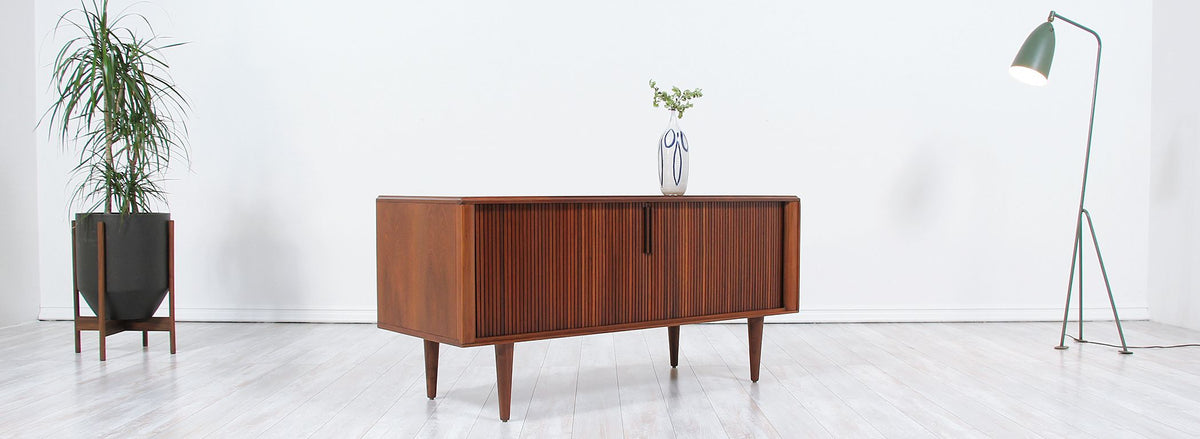 Mid-Century Low Profile Tambour-Door Credenza by Barzilay 2