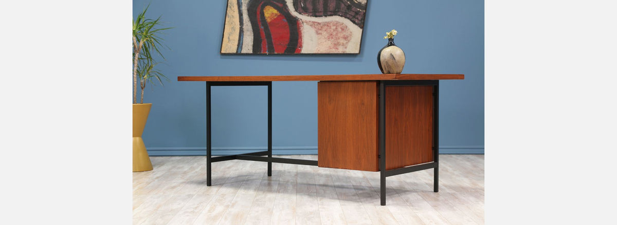 Florence Knoll Executive Walnut Desk