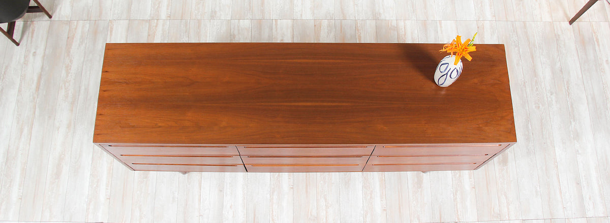 Mid-Century Modern Dresser by American of Martinsville