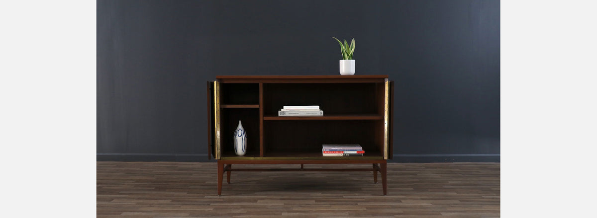 Paul McCobb "Irwin Collection" Credenza w/ Bi-Folding Doors 
