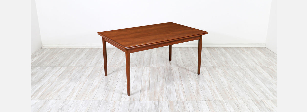 Danish Modern Teak Expanding Draw-Leaf Dining Table