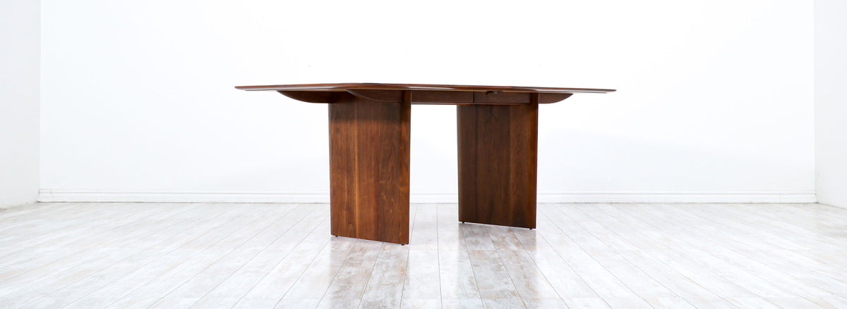 T.H. Robsjohn-Gibbings Model-4800 Expanding Dining Table for Widdicomb