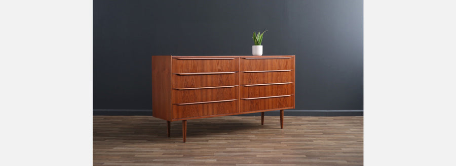 Mid-Century Danish Modern 8-Drawer Teak Dresser
