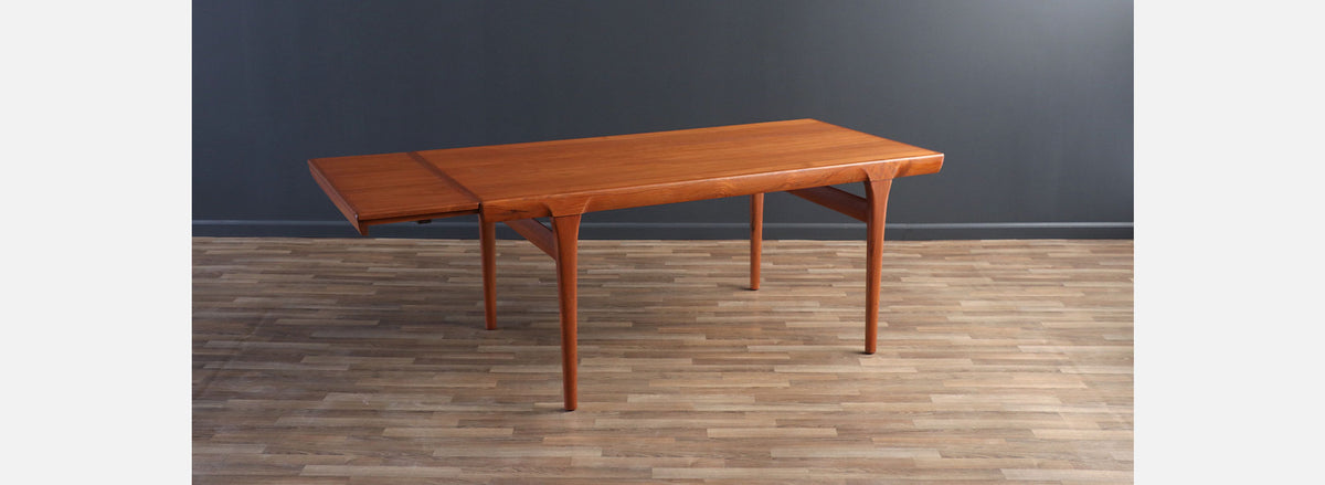 Danish Modern Expanding Teak Dining Table by Faarup Mobelfabrik