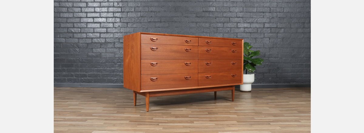 Mid-Century Danish Modern Teak 8-Drawer Dresser