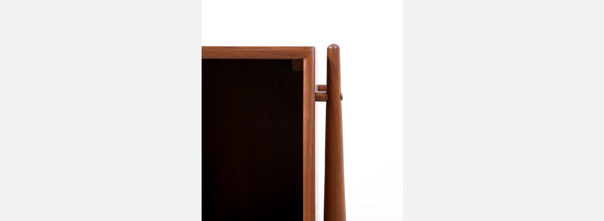 Kipp Stewart ”Declaration” Sculpted Walnut Floating Night Stands for Drexel