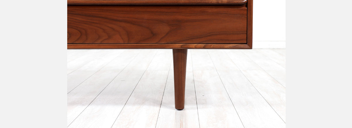 Mid-Century Modern 8-Drawer Walnut Dresser by Westnofa