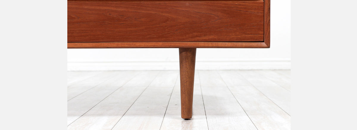 Mid-Century Modern 8-Drawer Teak Dresser by Westnofa