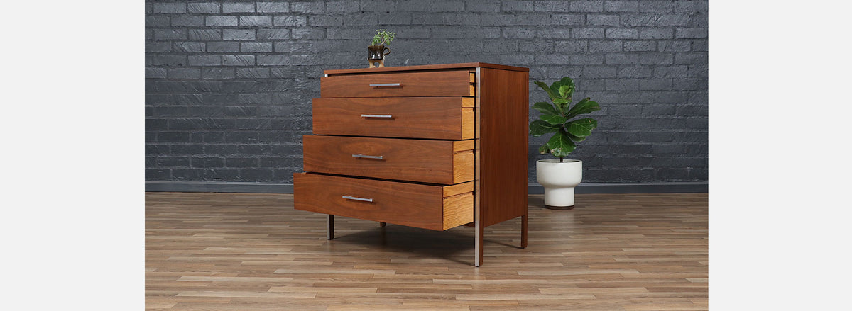 Paul McCobb "Linear Group" 4-Drawer Dresser for Calvin Furniture