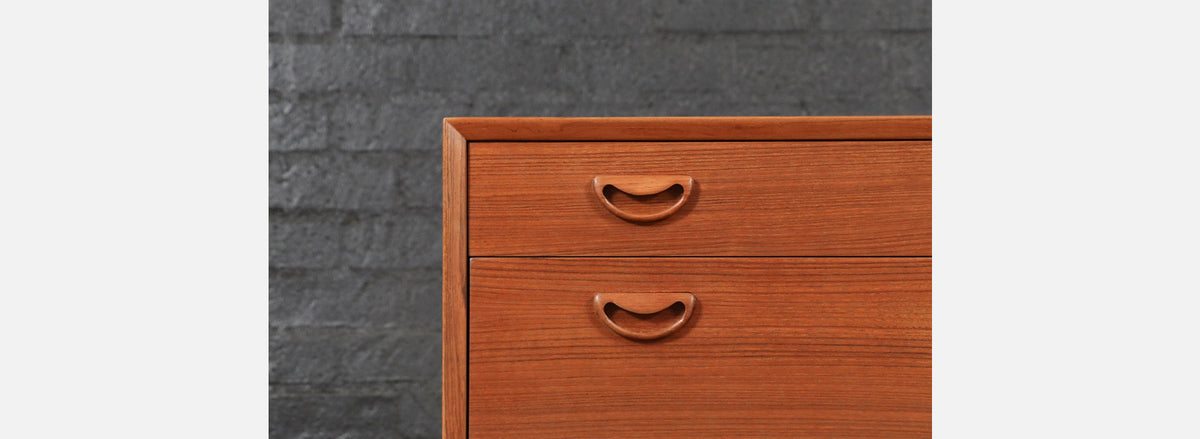 Mid-Century Danish Modern Teak 8-Drawer Dresser