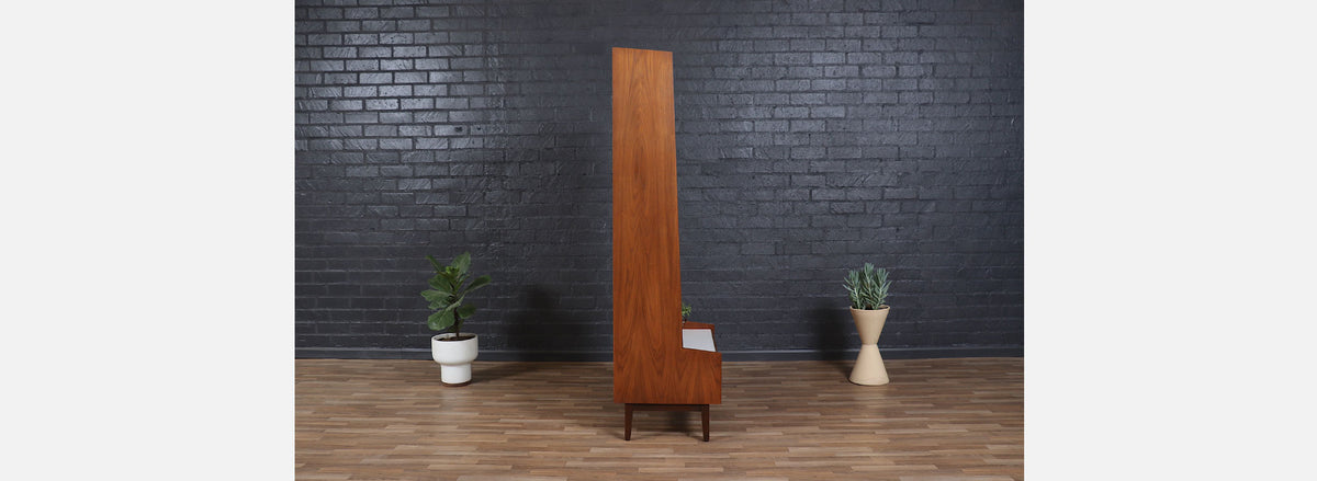 Kipp Stewart Lacquered & Walnut Bookshelf for Glenn of CA
