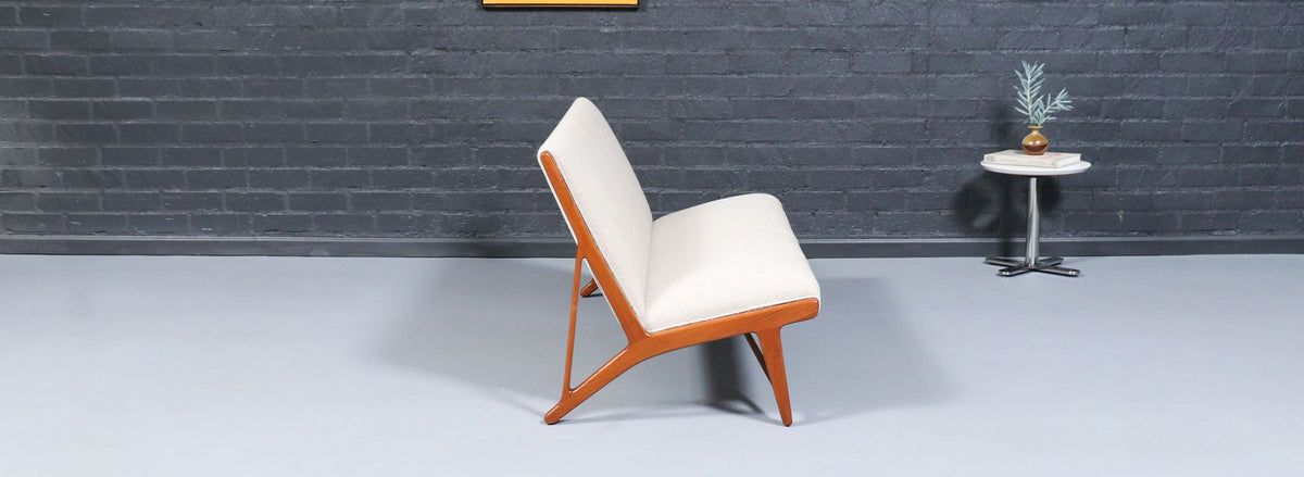 Early Hans J. Wegner JH-555 Sofa for Johannes Hansen