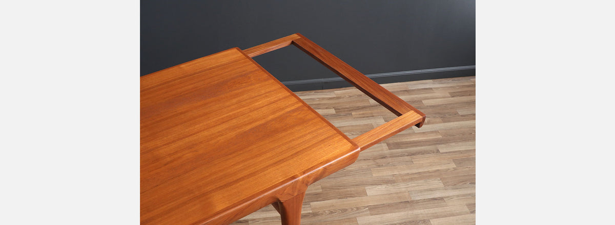Danish Modern Expanding Teak Dining Table by Faarup Mobelfabrik