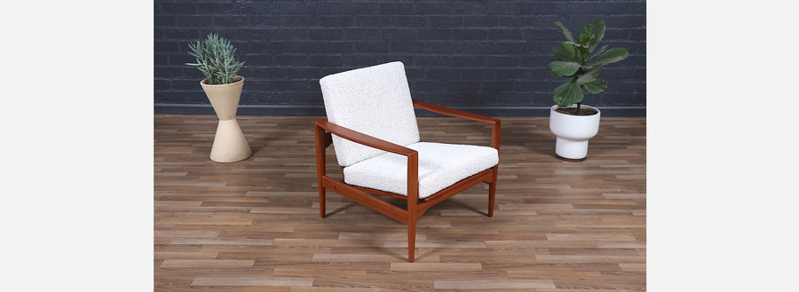 Illum WIkkelso Model-EK Boucle & Teak Lounge Chair