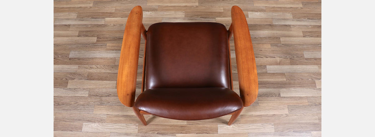 Finn Juhl Model BO-118 Cognac Leather & Teak Lounge Chair