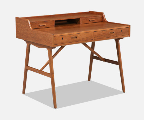 Arne Wahl Iversen Model-64 Writing Desk for Vinde Møbelfabrik
