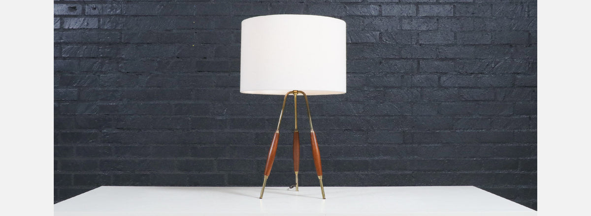 Mid-Century Modern Tripod Brass & Walnut Table Lamp