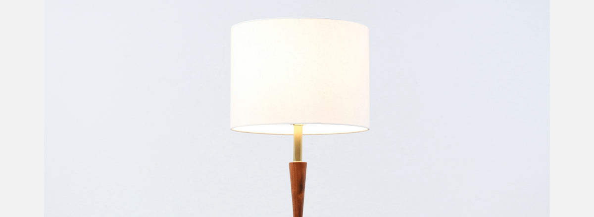 Mid-Century Modern Walnut & Brass Accent Table Lamp by Laurel