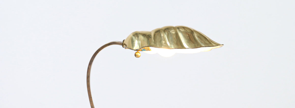 Mid-Century Modern Brass Leaf Table Lamp by Chapman