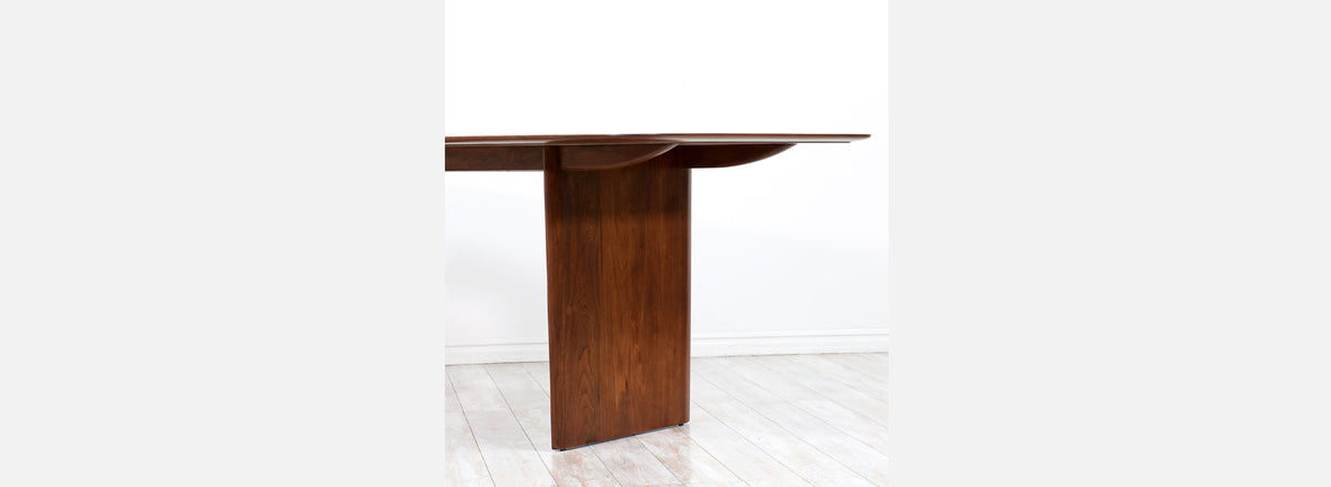 T.H. Robsjohn-Gibbings Model-4800 Expanding Dining Table for Widdicomb