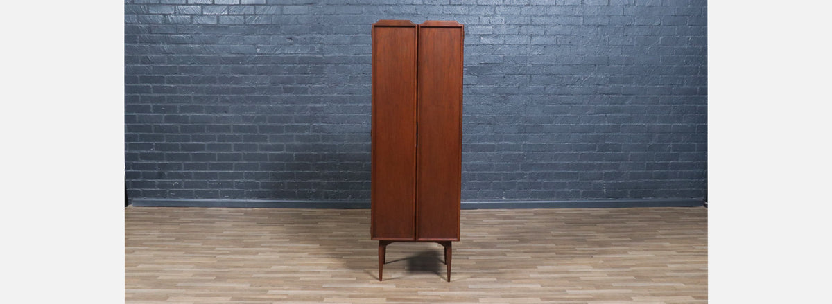 Jack Cartwright Gentlemen's Wardrobe Dressing Cabinet w/ Mirror