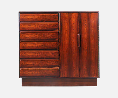 Mid-Century Modern Brazilian Rosewood Bachelor Chest of Drawers 2