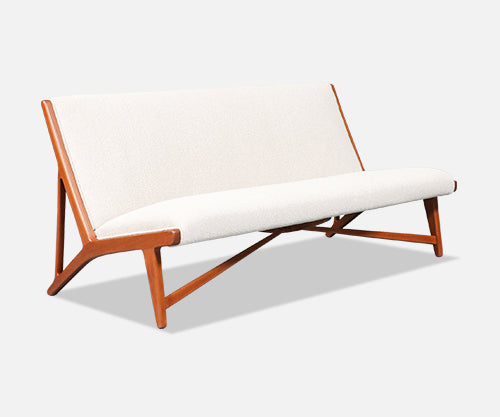 Early Hans J. Wegner JH-555 Teak Sofa for Johannes Hansen