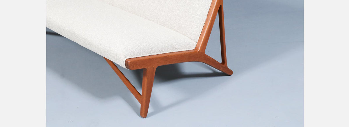 Early Hans J. Wegner JH-555 Teak Sofa for Johannes Hansen