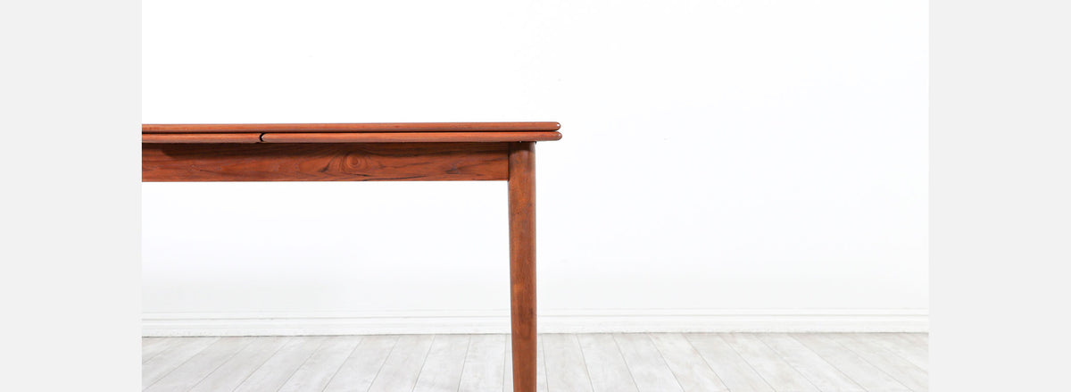 Danish Modern Teak Expanding Draw-Leaf Dining Table