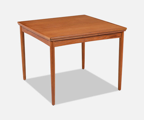 Carlo Jensen Flip-Top Expanding Dining / Game Table for Hundevad & Co. 