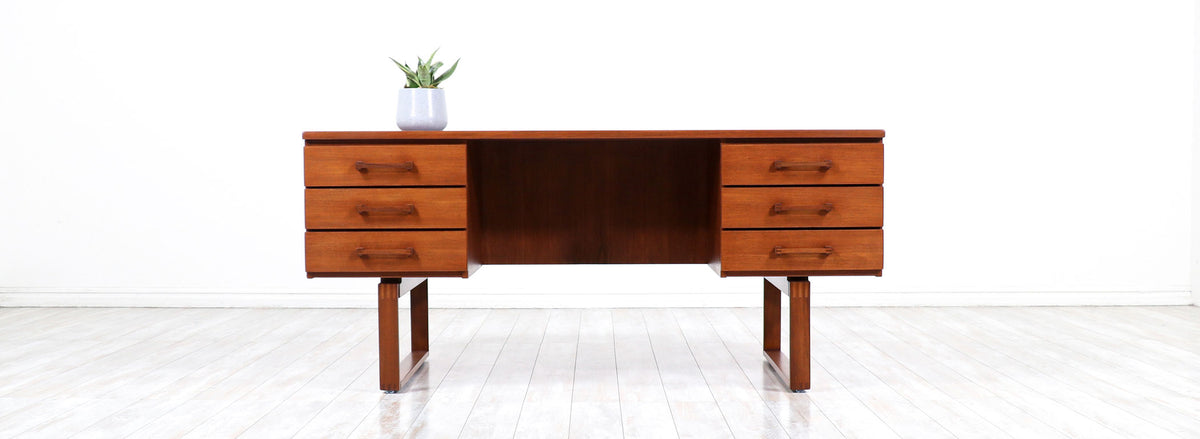Henning Jensen & Torbin Valeur Executive Desk with Bookcase for Dyrlund
