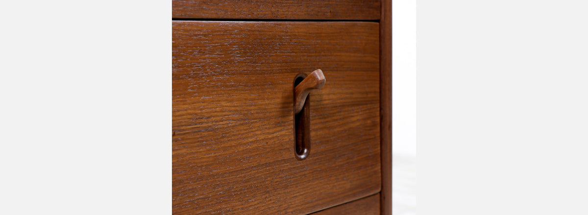 Richard Thompson 3-Drawer Chest for Glenn of California