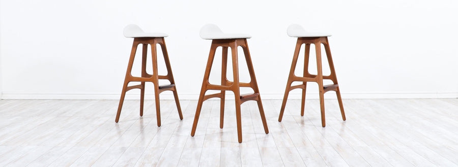 Erik Buch Sculpted Teak & White Leather Bar Stools for Oddense Maskinsnedkeri 