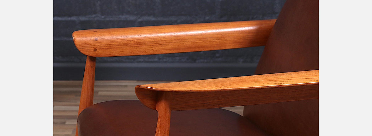 Finn Juhl Model BO-118 Cognac Leather & Teak Lounge Chair