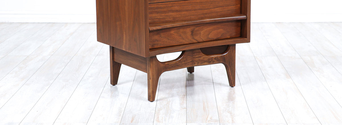 Mid-Century Modern Curved-Front Walnut Night Stands by United Furniture