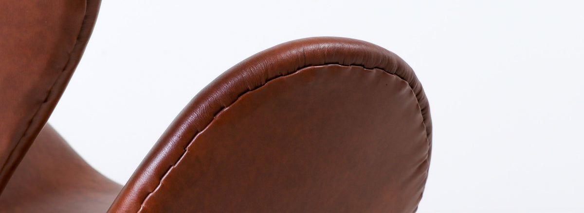 Vintage Arne Jacobsen Cognac Leather "Swan" Chair for Fritz Hansen