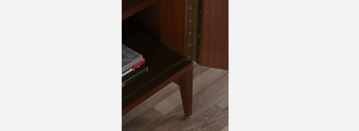 Paul McCobb "Irwin Collection" Credenza w/ Bi-Folding Doors 