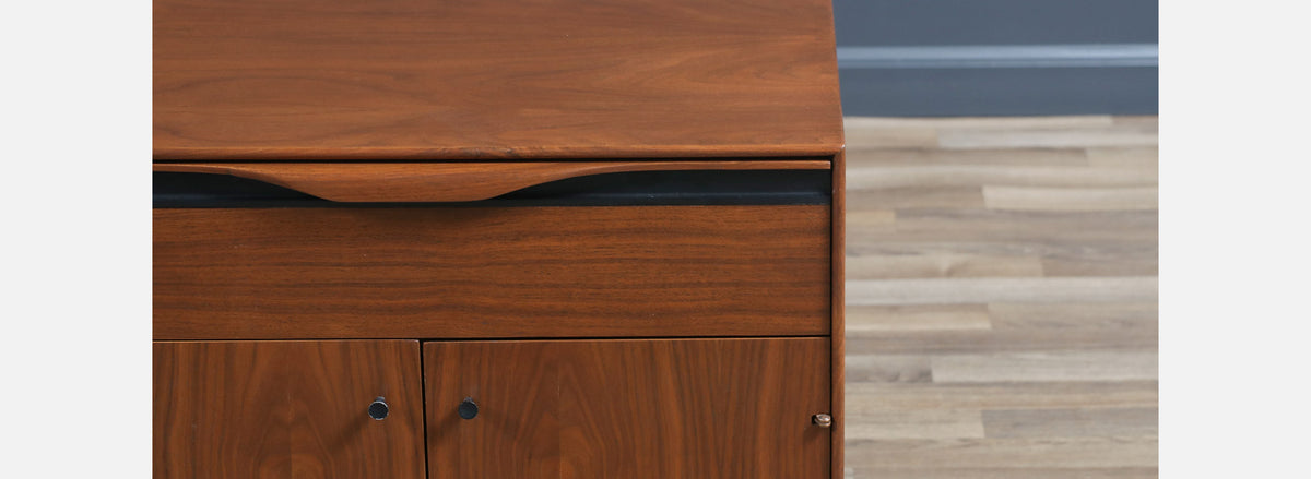 Californian Modernist Walnut Night Stands by John Kapel