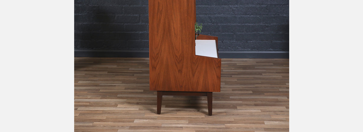 Kipp Stewart Lacquered & Walnut Bookshelf for Glenn of CA