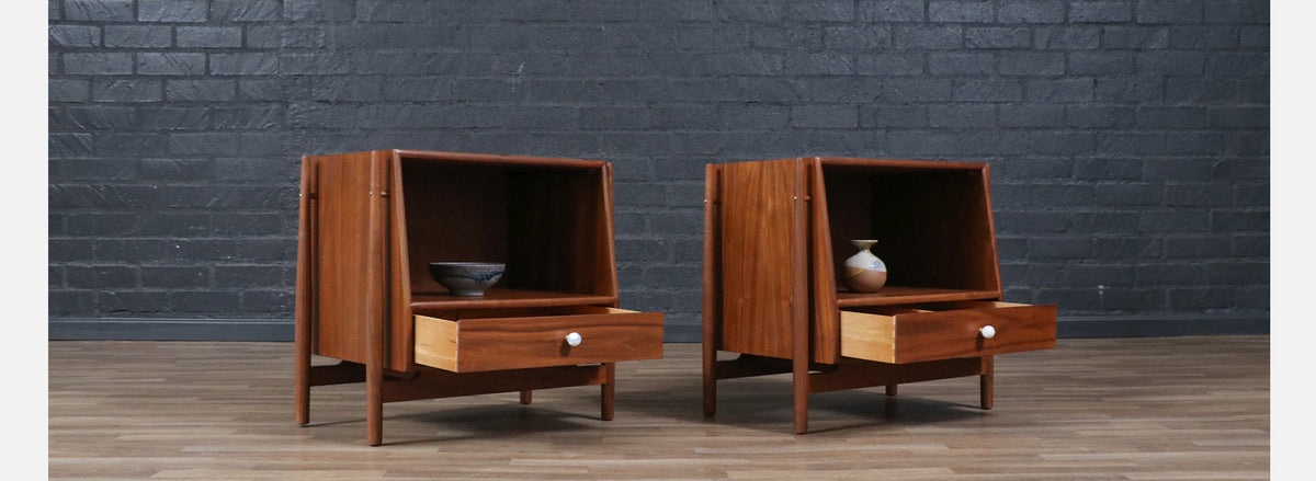 Kipp Stewart ”Declaration” Floating Walnut Night Stands for Drexel