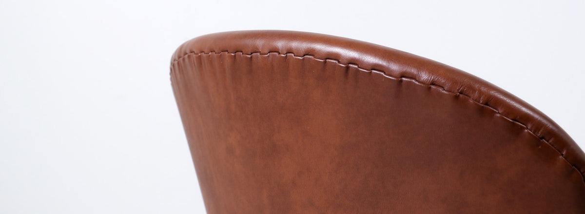 Vintage Arne Jacobsen Cognac Leather "Swan" Chair for Fritz Hansen