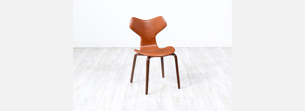 Arne Jacobsen "Grand Prix" Leather Chair for Fritz Hansen