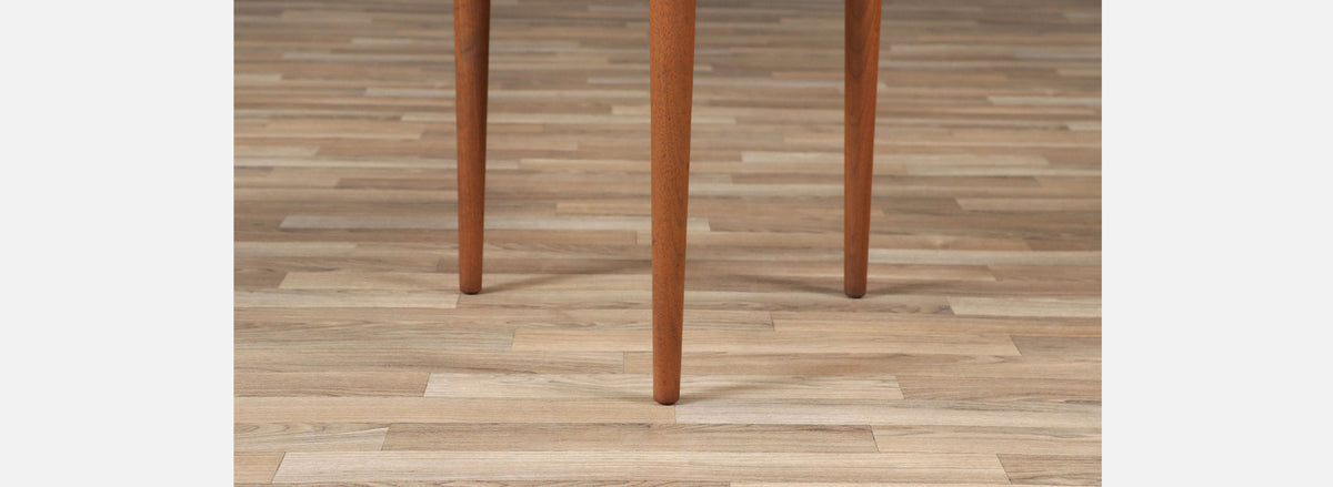 Mid-Century Modern Triangular Side Table by Jens Risom