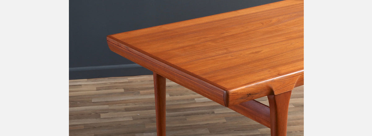 Danish Modern Expanding Teak Dining Table by Faarup Mobelfabrik